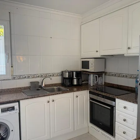 Casa De Palmeras Apartment *